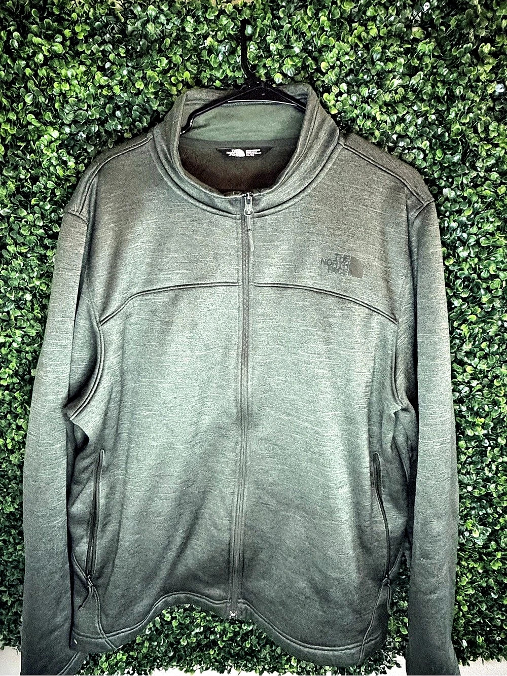 The North Face Men's Green Jacket Size XL Like New